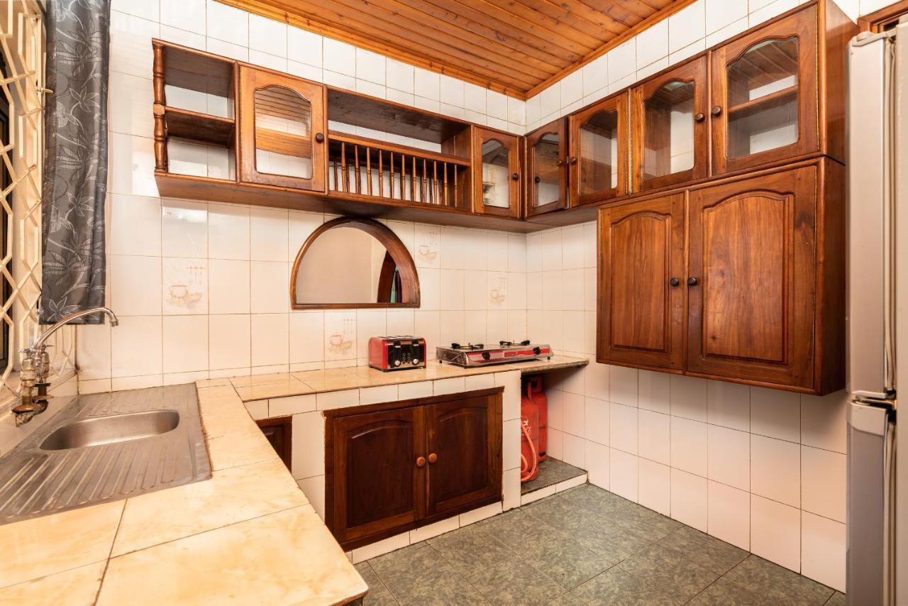 Dreamer'S Accommodation Аруша Екстер'єр фото